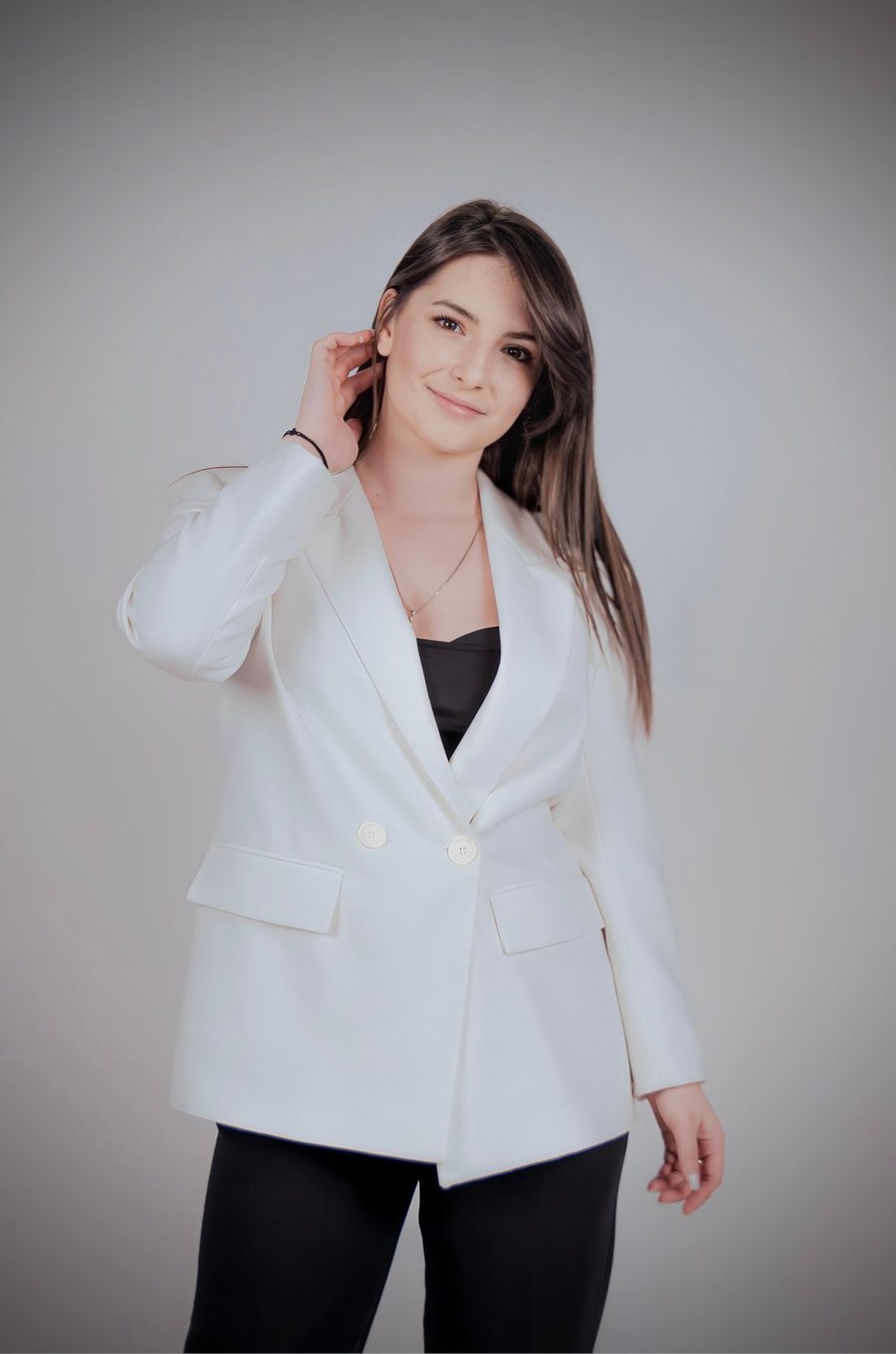 Loredana Catruc, specialistă în marketing și conținut foto și video